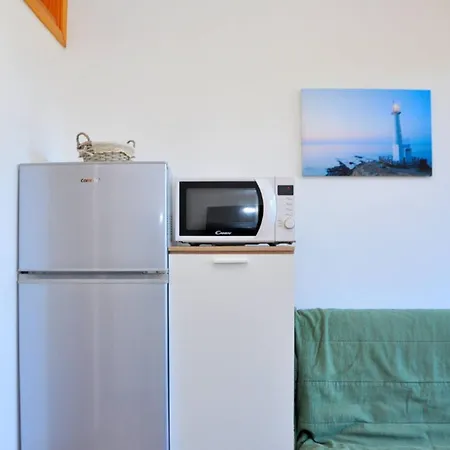 Relaxing By Sea And Pines Apartment